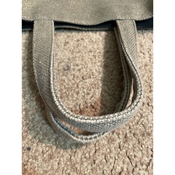 Marc Jacobs Daisy Canvas Tote Bag - Picture 7 of 11